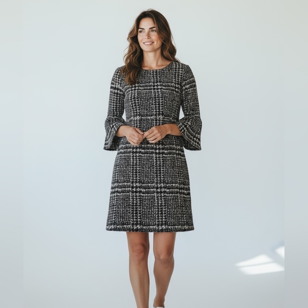 Talbots Black and White Sheath Dress with Bell Sleeves size 2 women’s casual